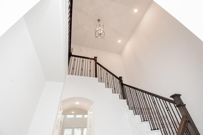 Building Photo - 6507 Bramble Cv Ln