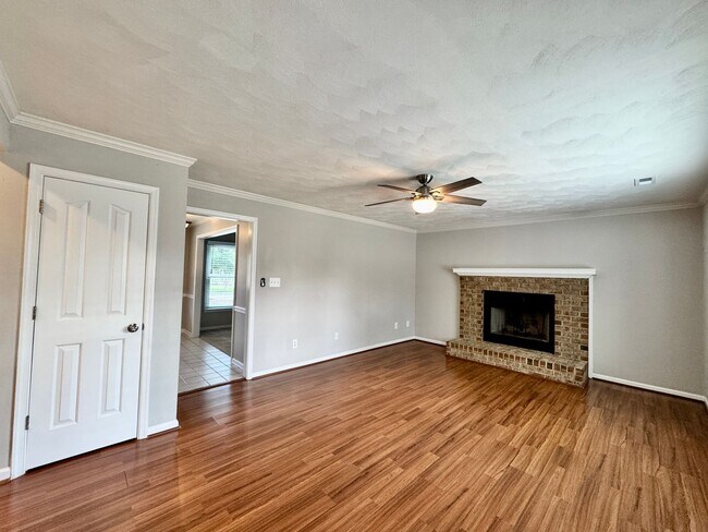 Building Photo - 2309 Cornstalk Ct