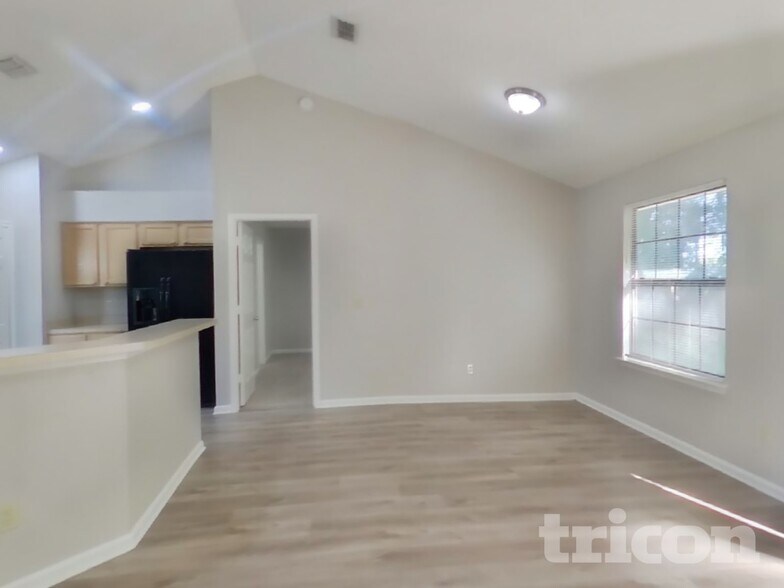 Building Photo - 2024 Farm Way