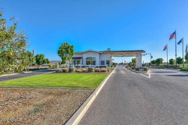 Building Photo - 11300 N Casa Dega Dr