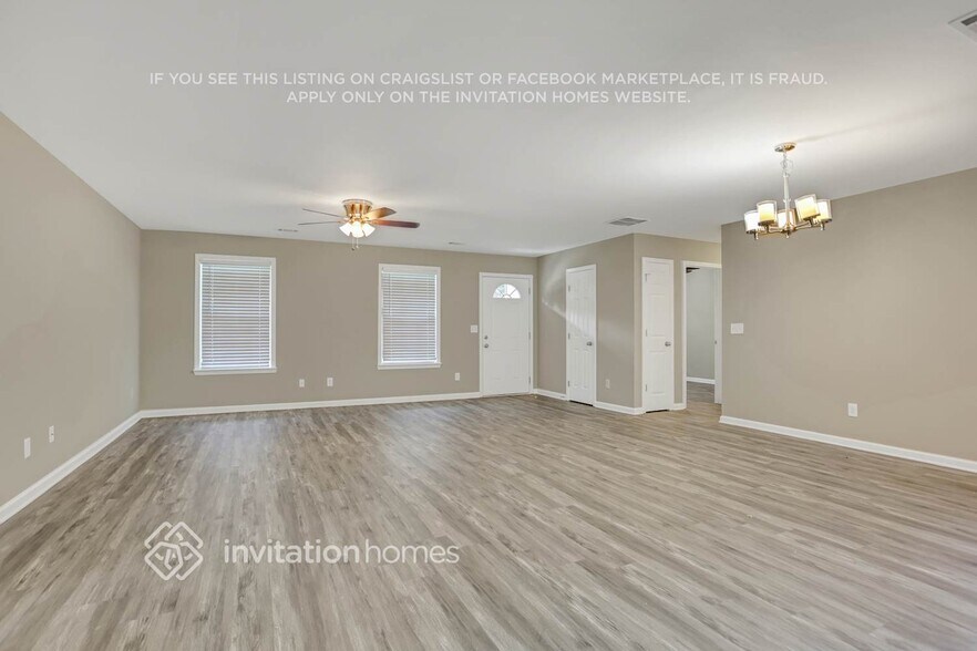 Building Photo - 6390 Ashdale Dr