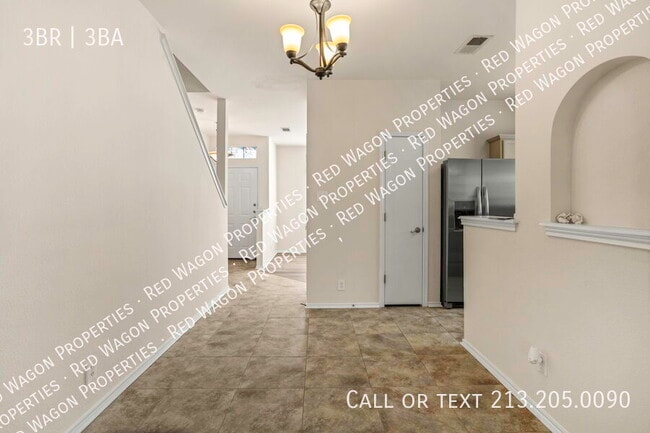 Building Photo - 2622 Crown Hollow