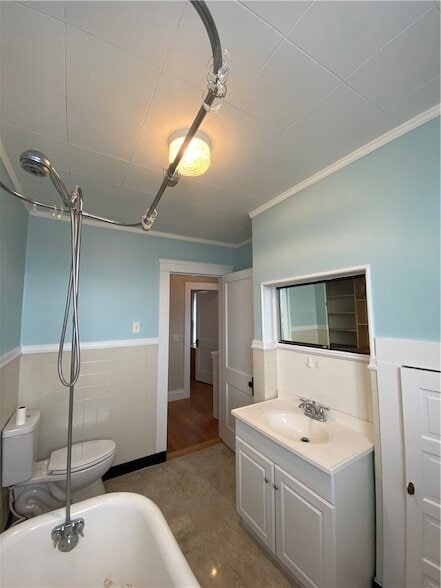 Building Photo - 86 Bluff Ave