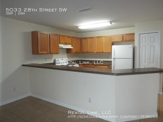 Building Photo - Lehigh Acres Duplex For Rent