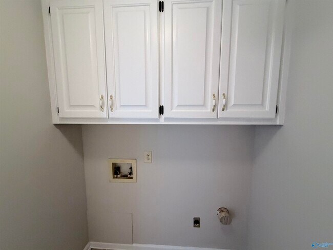 Building Photo - 248 W Lake Cir