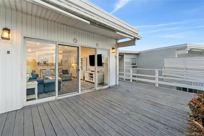 Building Photo - 35 Library Ave