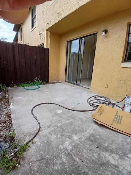 Building Photo - 7454 Wynnewood Square