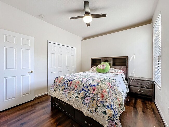 Building Photo - A home built for living well: 4Bedrooms/3Baths sophisticated home in Fells Cove!