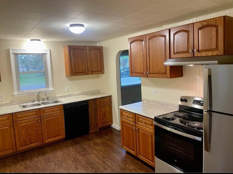 Building Photo - 3018 Chafin Ave