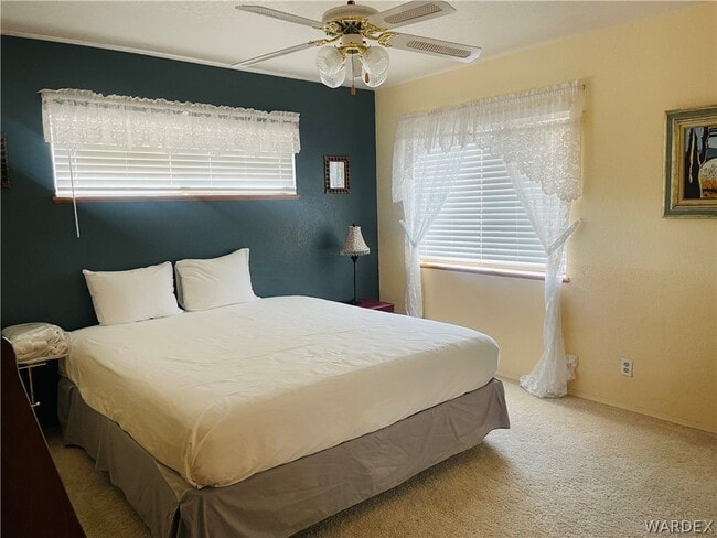 Building Photo - 2531 Country Club Dr