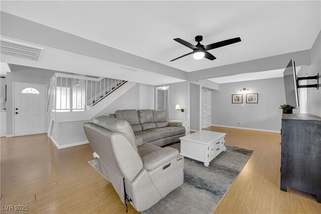 Building Photo - 4186 Sandcastle Dr