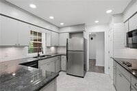 Building Photo - 128 McNeal Rd