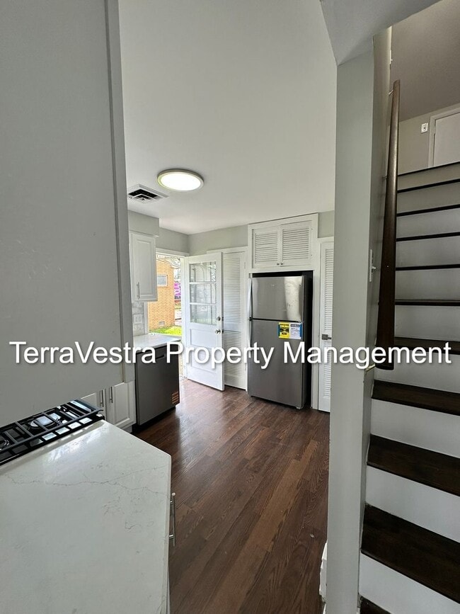 Building Photo - Single family home in Millville! Eligible ...