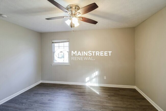 Building Photo - 3 Bedroom Pet-Friendly Home in Ellenwood, GA with Main Street Renewal