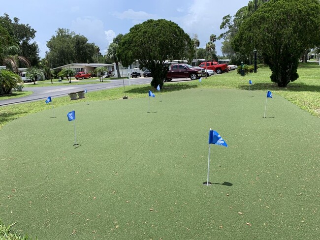 Building Photo - 16 Glen Cove Ct