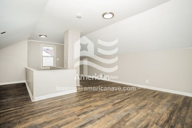 Building Photo - 15132 Evergreen Rd