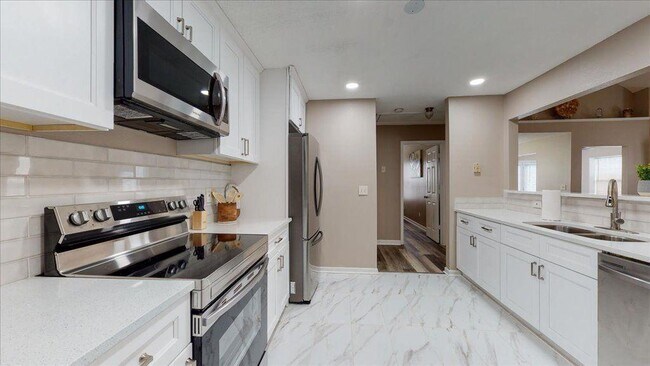 Building Photo - 4931 Wilkins Station Dr