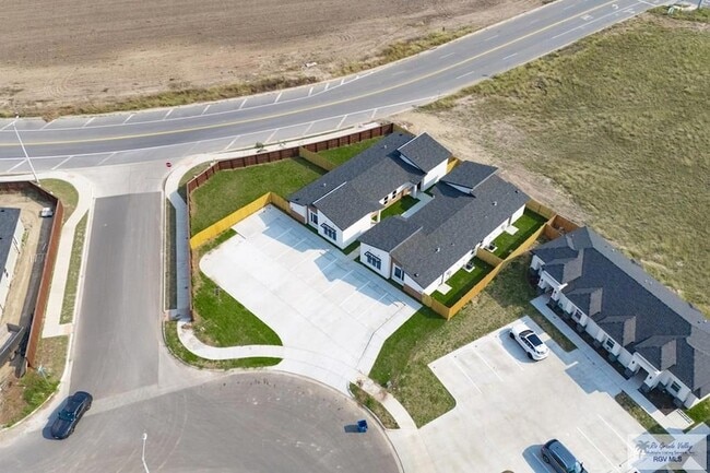 Building Photo - 3508 Hidalgo Cir