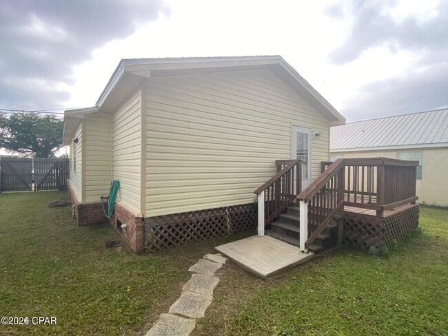 Building Photo - 1006 Massalina Dr