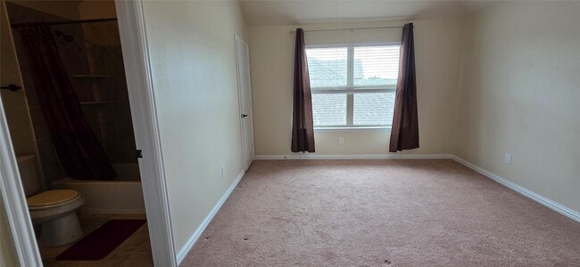 Building Photo - 3412 Canyon Lake Dr
