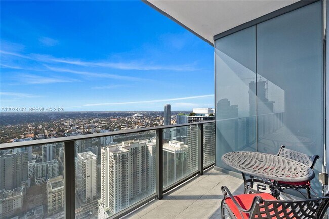 Building Photo - 1000 Brickell Plaza