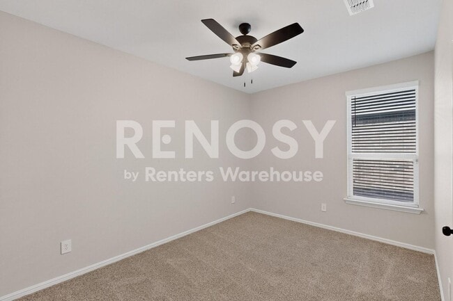Building Photo - Completely Refreshed Fort Worth Home **** One month Rent Concession*****