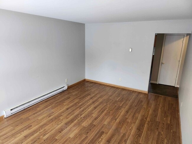 Building Photo - 3204 Runway Ave