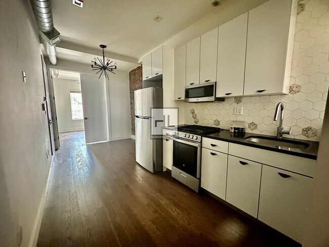 Building Photo - GRANITE STREET