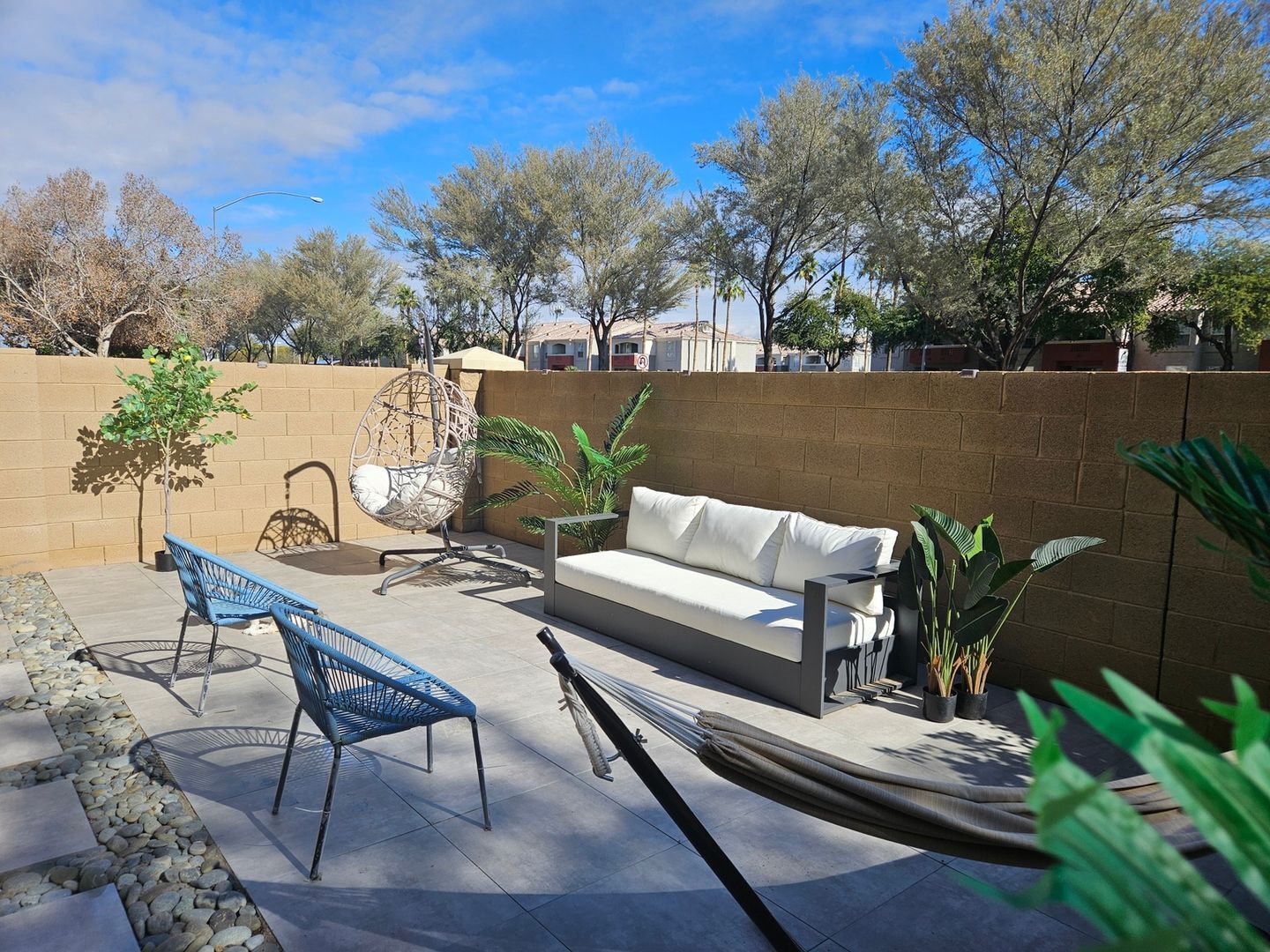 Building Photo - 1350 S Greenfield Rd