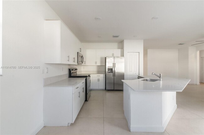 Building Photo - 22664 SW 130th Ave