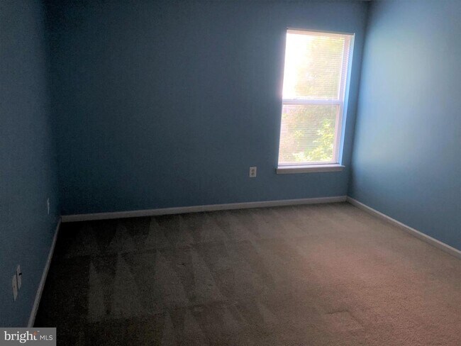 Building Photo - 46902 Wesleyan Ct