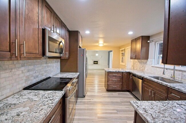 Building Photo - 489 Penny Way