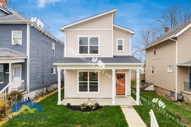 Building Photo - BRAND NEW 3 Bedroom Home Ready For Move In!