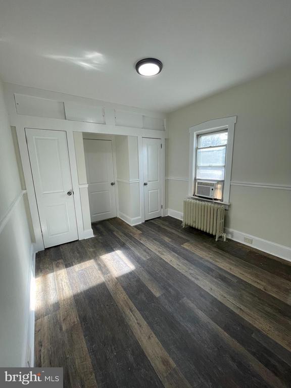 Building Photo - 37 E Gloucester Pike