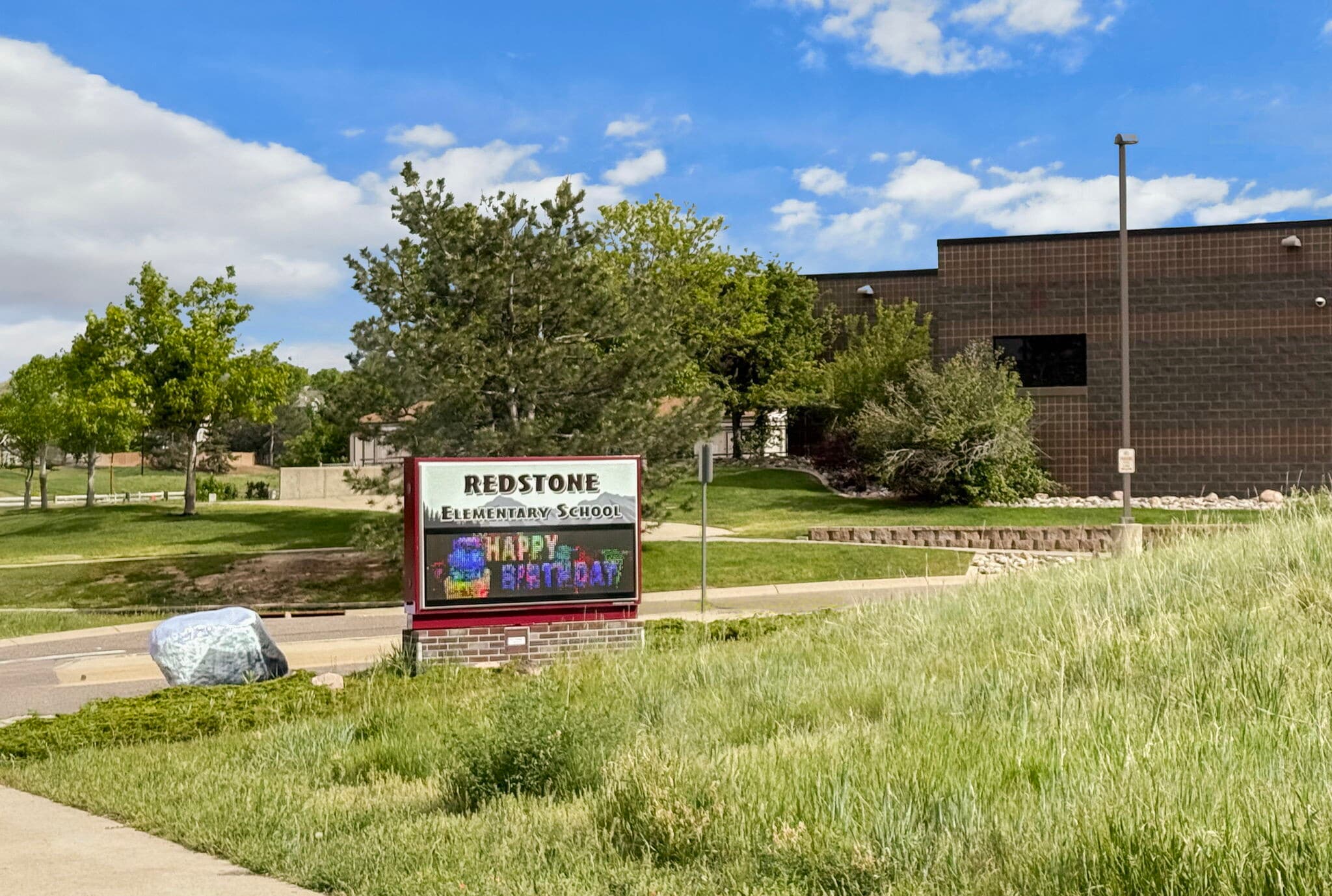 Building Photo - 9856 Keenan St