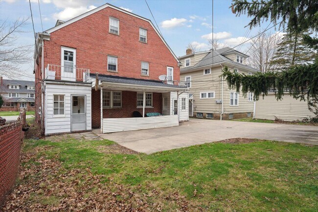 Building Photo - 13108 Cedar Rd