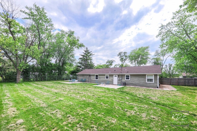 Building Photo - 1108 Karner Dr