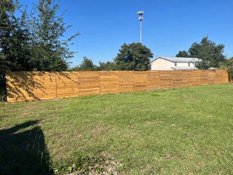 Building Photo - 5329 Cherry St