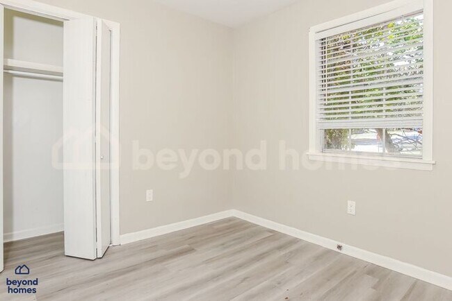 Building Photo - Amazingly Renovated 4-Bed 3-Bath Home - Move-In Ready!