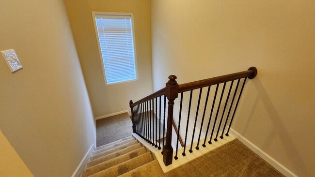 Building Photo - Modern Corner-Lot Townhome in Berkeley Vil...