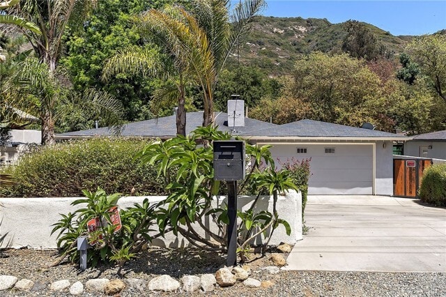 Building Photo - 20352 Laguna Canyon Rd