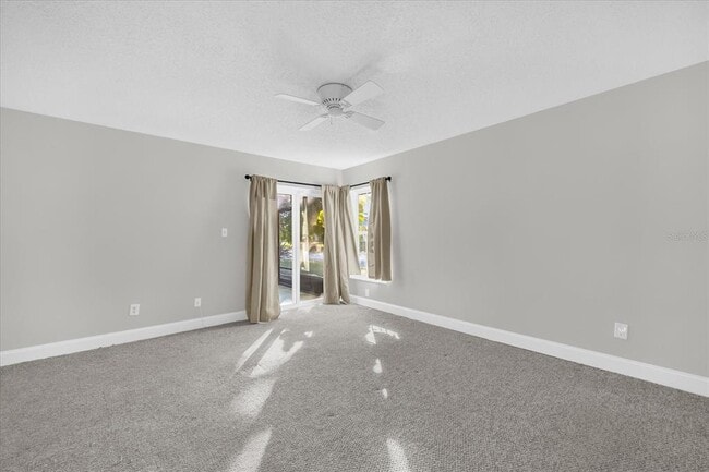 Building Photo - 5808 Parkview Point Dr