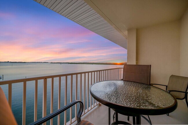 Building Photo - 8800 Bay Pines Blvd
