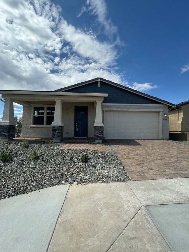 Building Photo - BRAND NEW HOME IN SENTERO CROSSING