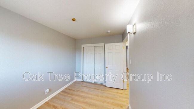 Building Photo - 625 F St