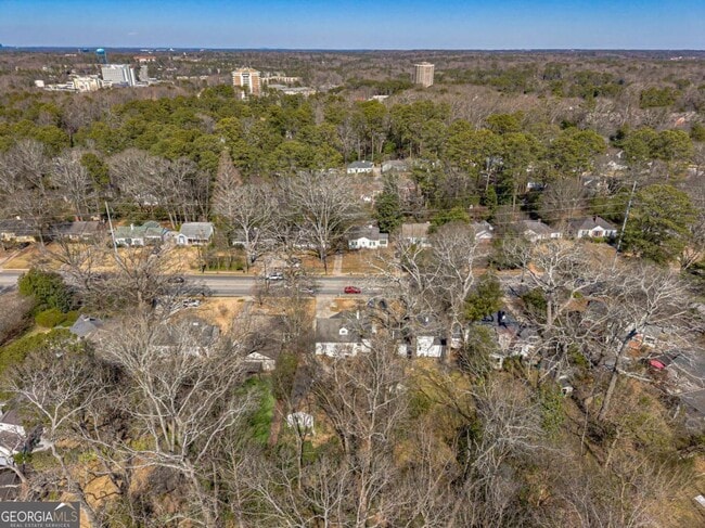 Building Photo - 1977 N Decatur Rd