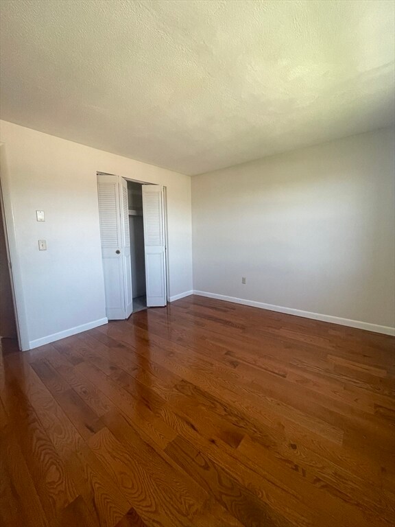 Building Photo - 10 Williamsburg Ct