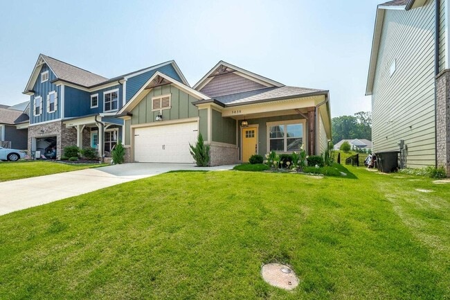 Building Photo - 5038 Shelterwood Dr NE