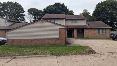 Building Photo - MN Cedar Village (801)