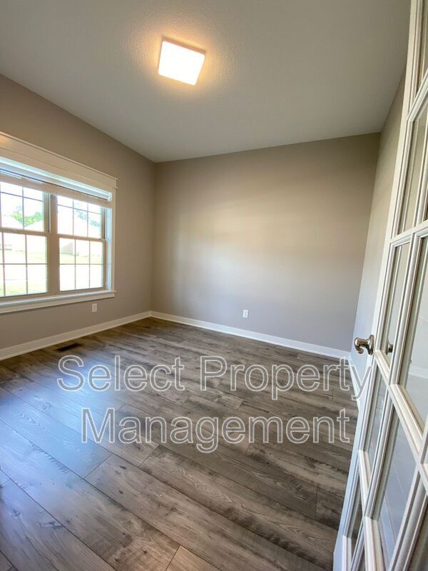 Building Photo - 12581 Berkhill Cv